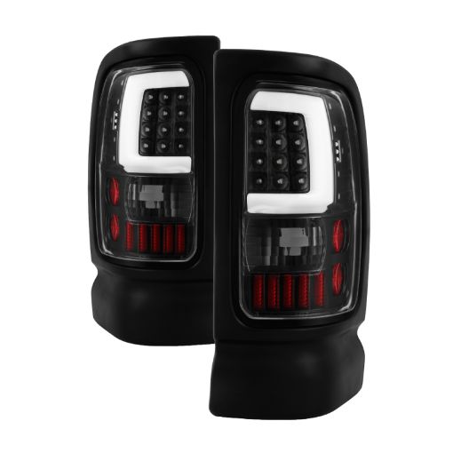 Bild på xTune Dodge Ram 1500 94 - 01 Tail Lights - Light Bar LED - Black ALT - ON - DRAM94V3 - LBLED - BK