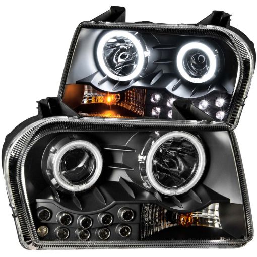 Bild på ANZO 2005 - 2010 Chrysler 300 Projector Headlights w Halo Black (Does Not Fit S Models)