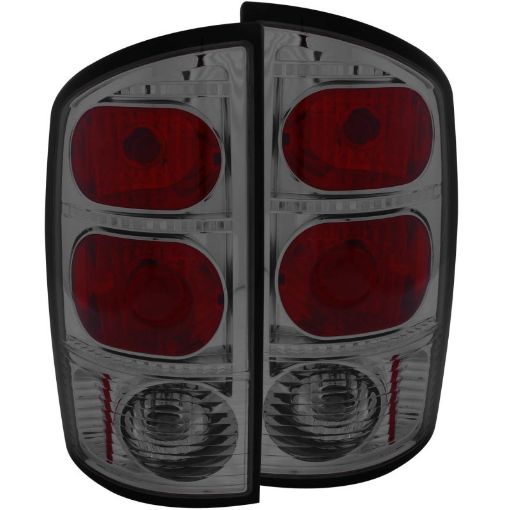 Bild på ANZO 2002 - 2005 Dodge Ram 1500 Taillights Smoke