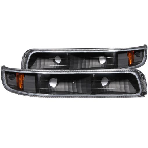 Bild på ANZO 1999 - 2002 Chevrolet Silverado 1500 Euro Parking Lights Black w Amber Reflector