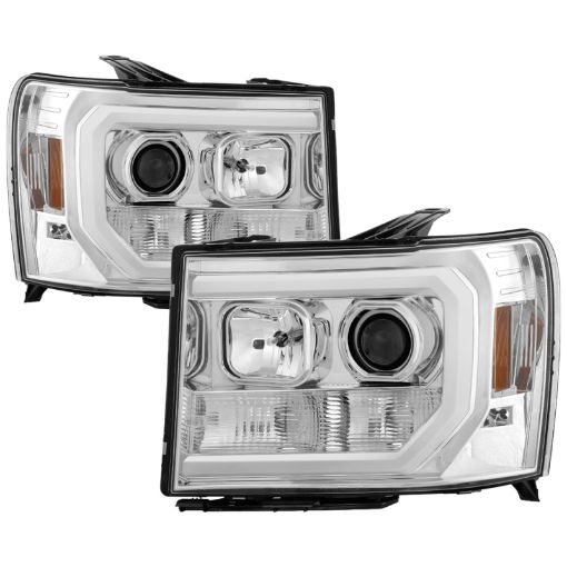 Bild på Spyder GMC Sierra 150025003500 07 - 13 V2 Projector Headlights - Chrome PRO - YD - GS07V2 - LBDRL - C