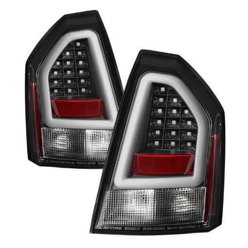 Bild på Spyder Chrysler 300 05 - 07 V2 Light Bar LED Tail Lights - Black ALT - YD - CHR305V2 - LED - BK