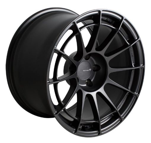 Bild på Enkei NT03RR 18x9 5x114.3 45mm Offset 75mm Bore - Gunmetal Wheel